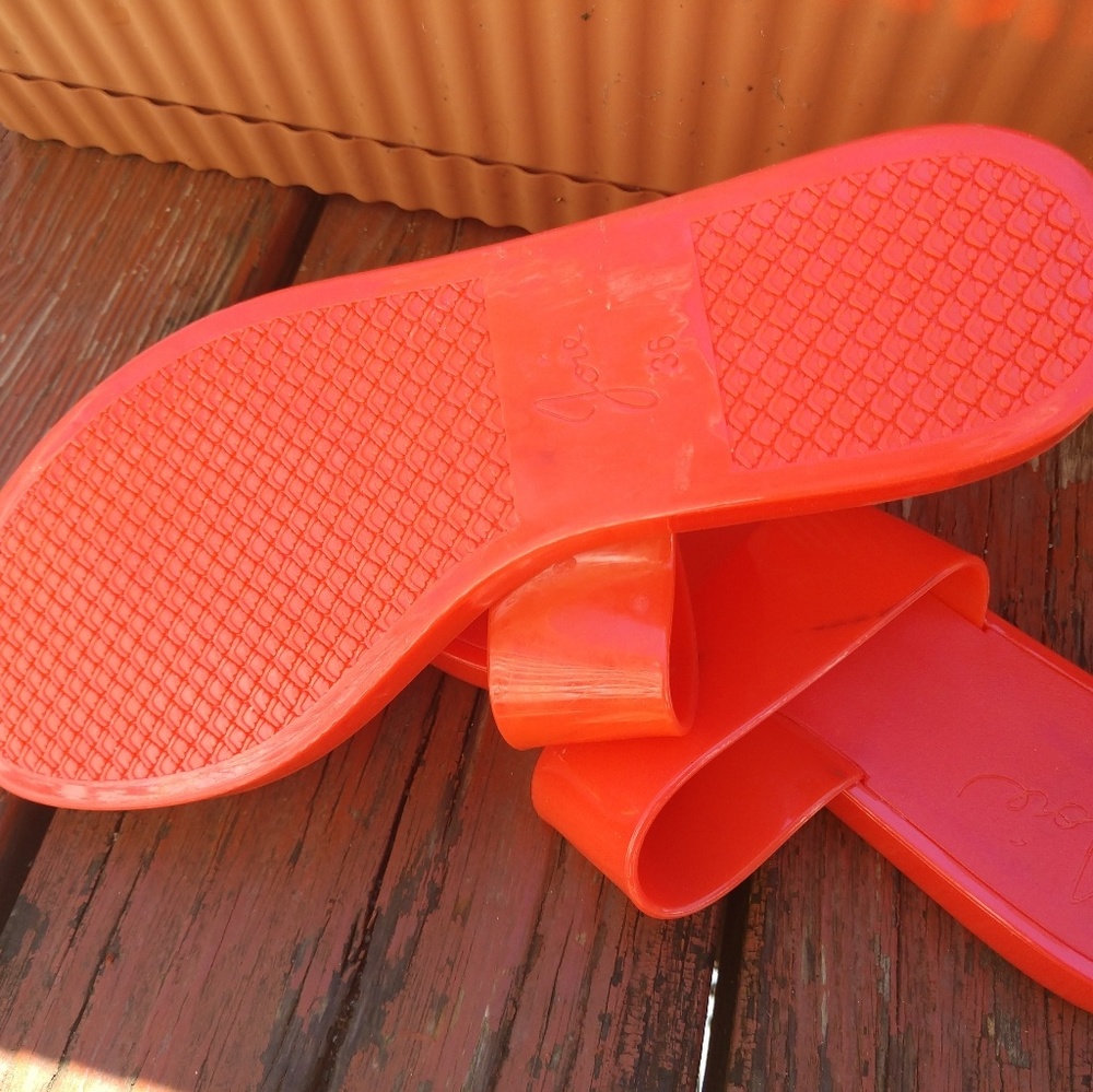 Sandals - Picture 3 of 3